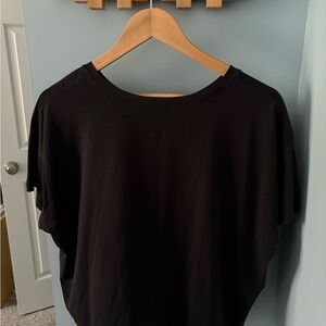 Lululemon Crop Tee